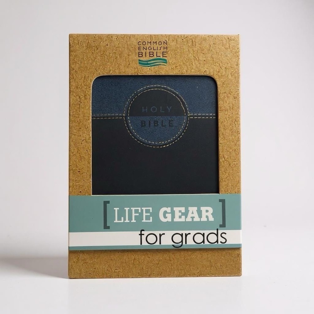 Bible Life Gear for Grads Common English Bible+Lessons Booklet Navy Faux Leather